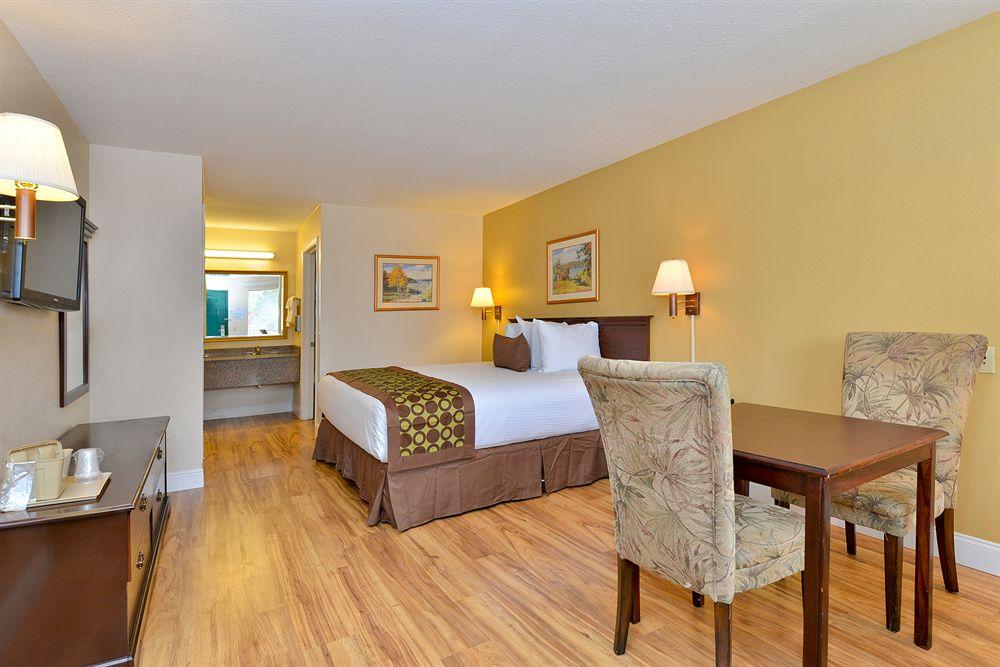 Red Roof Inn Plus+ Hammond Eksteriør bilde